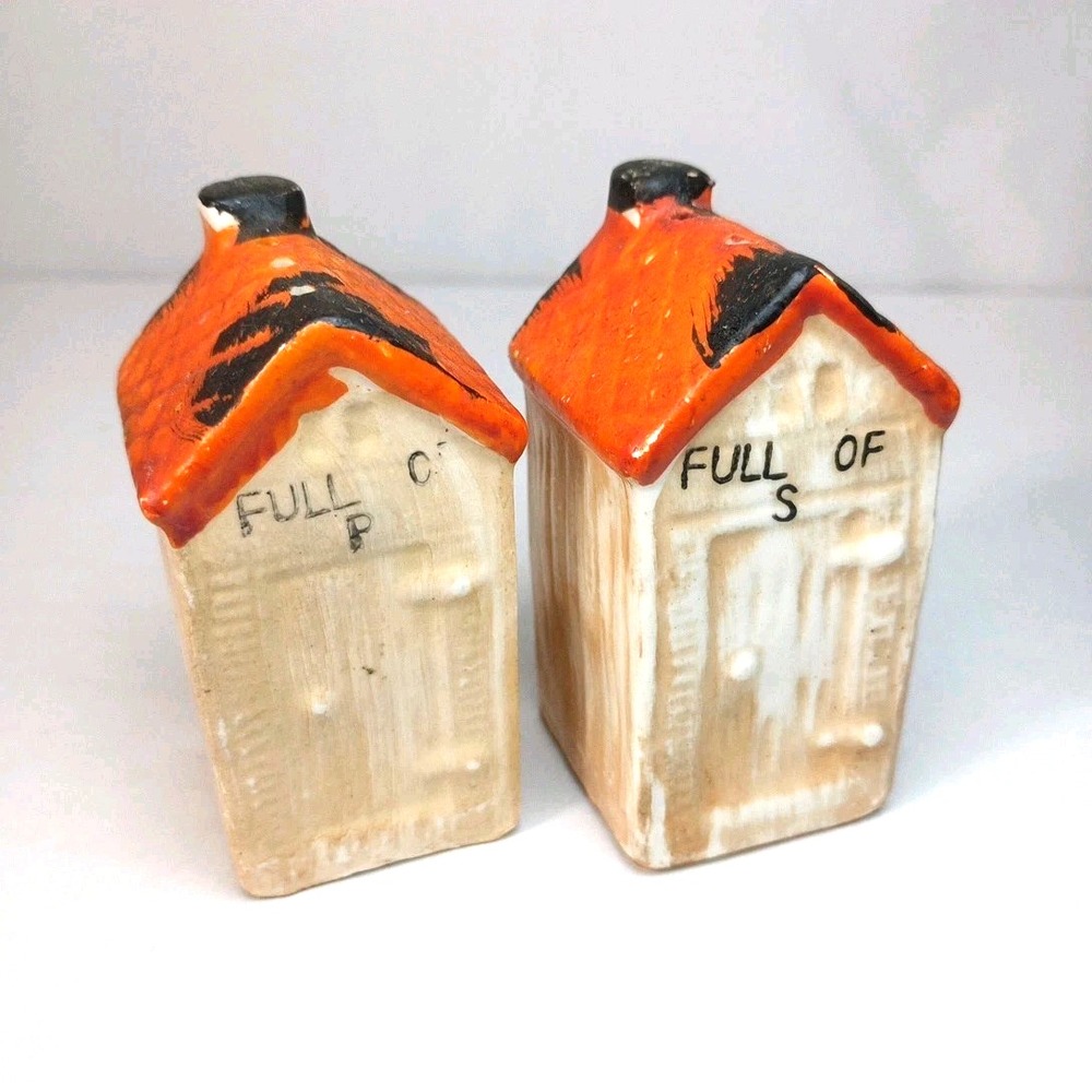 VTG Outhouse Ceramic Full Of S Full Of P 3" Salt & Pepper Shakers Japan